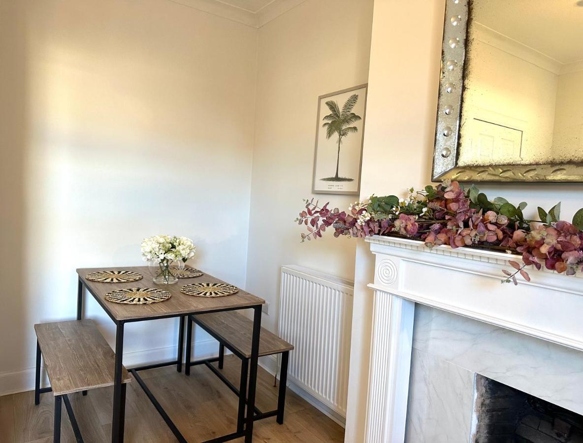 Stylish 3 Bedroom City Retreat بيرث المظهر الخارجي الصورة